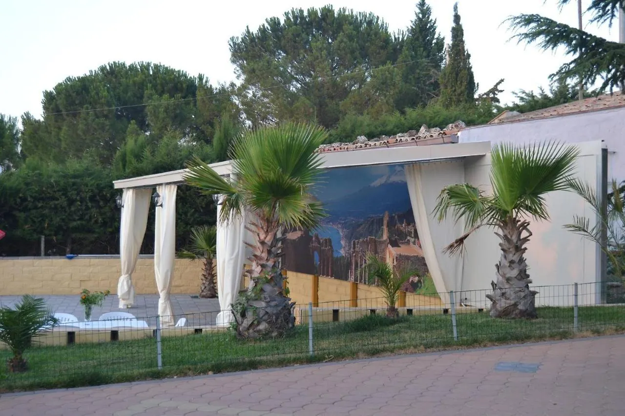 Holiday home Villa Belvedere By Lago Pergusa Italy